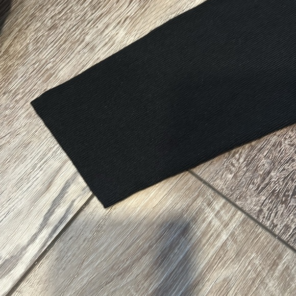 NWT! Anne Klein Black Turtleneck Sweater Size M - Picture 8 of 9